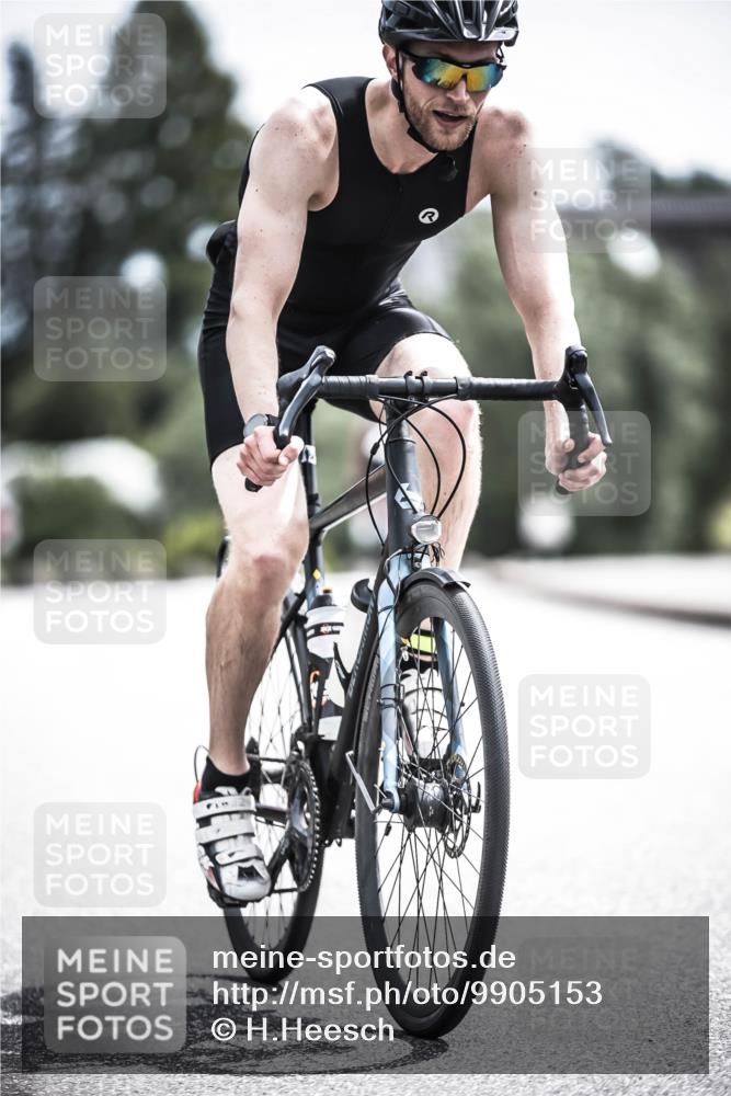 21.06.2026 - 29. Vierlanden-Triathlon H.Heesch http://msf.ph/oto/9905153 21.06.2026 11:37:56 Radfahren 637, 693, 706, 787 meine-sportfotos.de