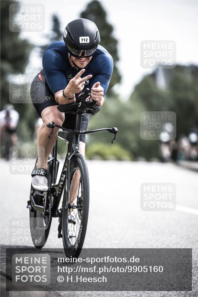 21.06.2026 - 29. Vierlanden-Triathlon H.Heesch http://msf.ph/oto/9905160 21.06.2026 11:41:40 Radfahren 138, 634, 655, 682, 691, 712 meine-sportfotos.de