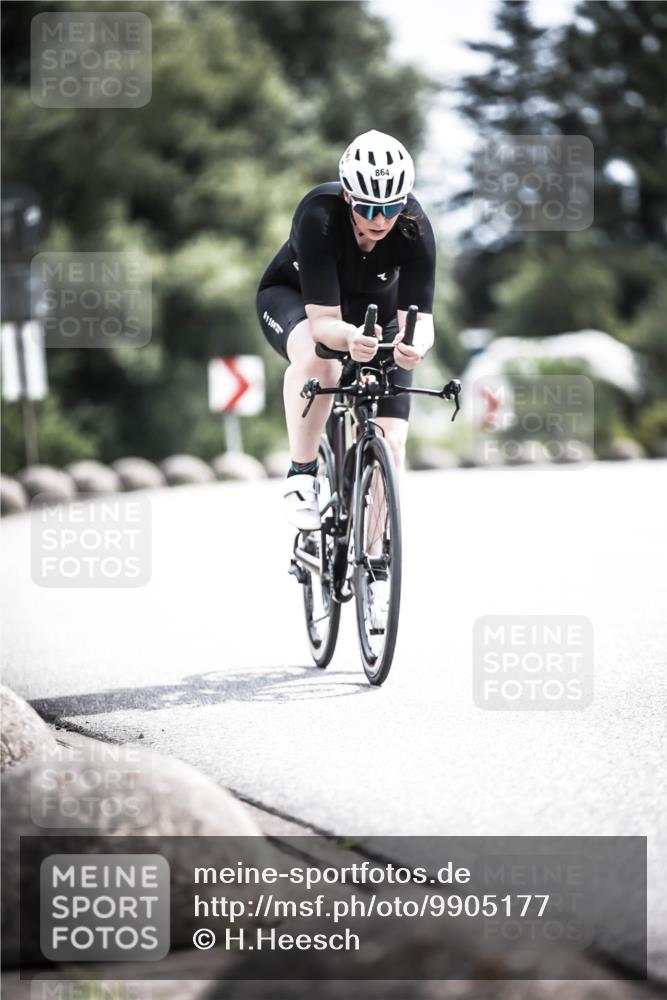 21.06.2026 - 29. Vierlanden-Triathlon H.Heesch http://msf.ph/oto/9905177 21.06.2026 11:38:05 Radfahren 637, 640, 666, 693, 814, 864 meine-sportfotos.de