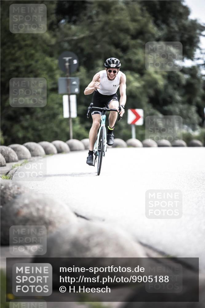 21.06.2026 - 29. Vierlanden-Triathlon H.Heesch http://msf.ph/oto/9905188 21.06.2026 11:41:47 Radfahren 674, 682, 691, 726 meine-sportfotos.de