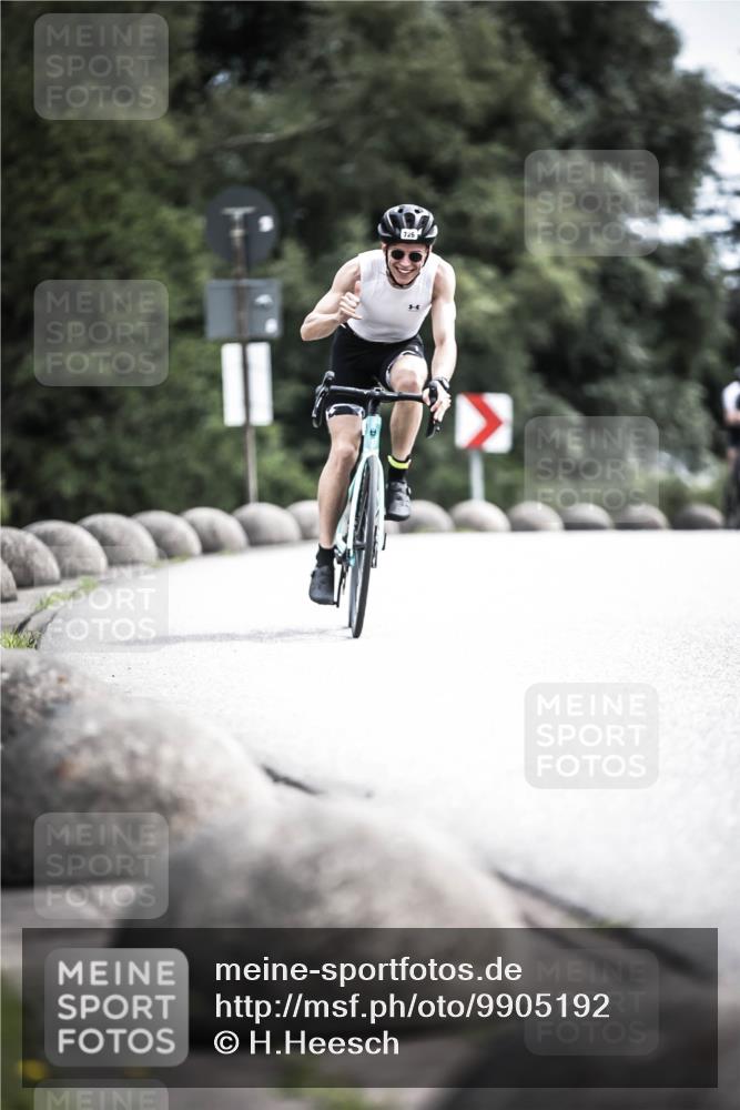 21.06.2026 - 29. Vierlanden-Triathlon H.Heesch http://msf.ph/oto/9905192 21.06.2026 11:41:48 Radfahren 636, 674, 682, 726 meine-sportfotos.de