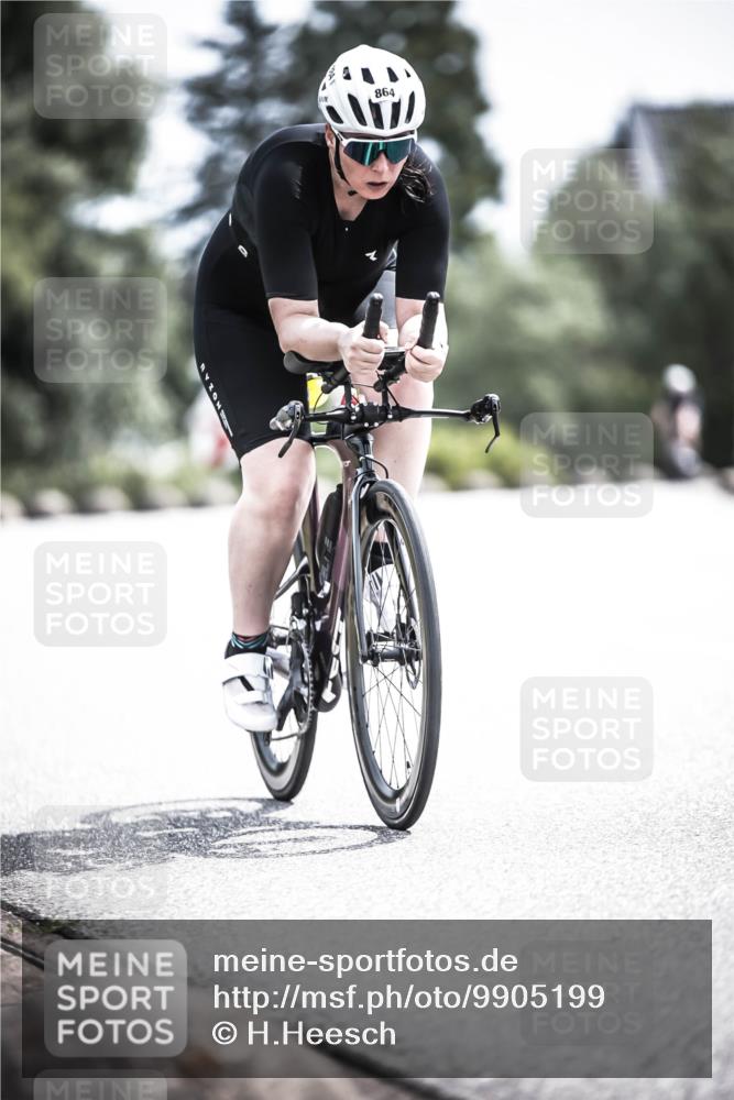 21.06.2026 - 29. Vierlanden-Triathlon H.Heesch http://msf.ph/oto/9905199 21.06.2026 11:38:05 Radfahren 637, 640, 666, 693, 814, 864 meine-sportfotos.de