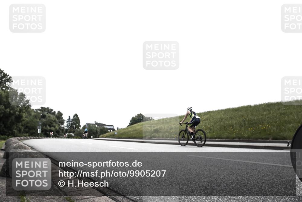 21.06.2026 - 29. Vierlanden-Triathlon H.Heesch http://msf.ph/oto/9905207 21.06.2026 11:03:46 Radfahren 663 meine-sportfotos.de