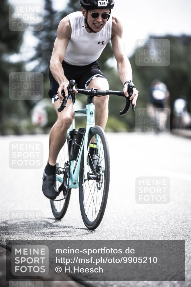 21.06.2026 - 29. Vierlanden-Triathlon H.Heesch http://msf.ph/oto/9905210 21.06.2026 11:41:49 Radfahren 636, 674, 726 meine-sportfotos.de
