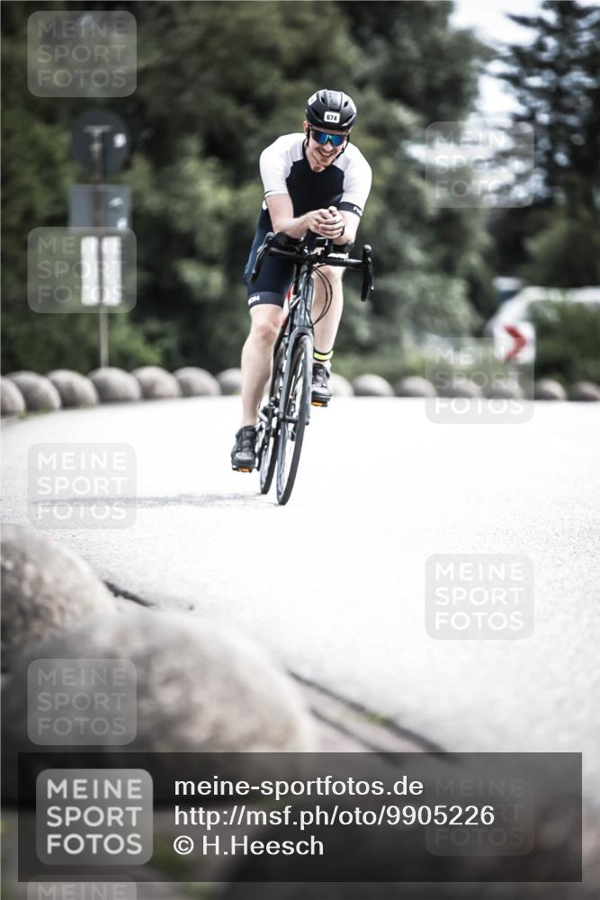 21.06.2026 - 29. Vierlanden-Triathlon H.Heesch http://msf.ph/oto/9905226 21.06.2026 11:41:52 Radfahren 133, 636, 674, 726 meine-sportfotos.de