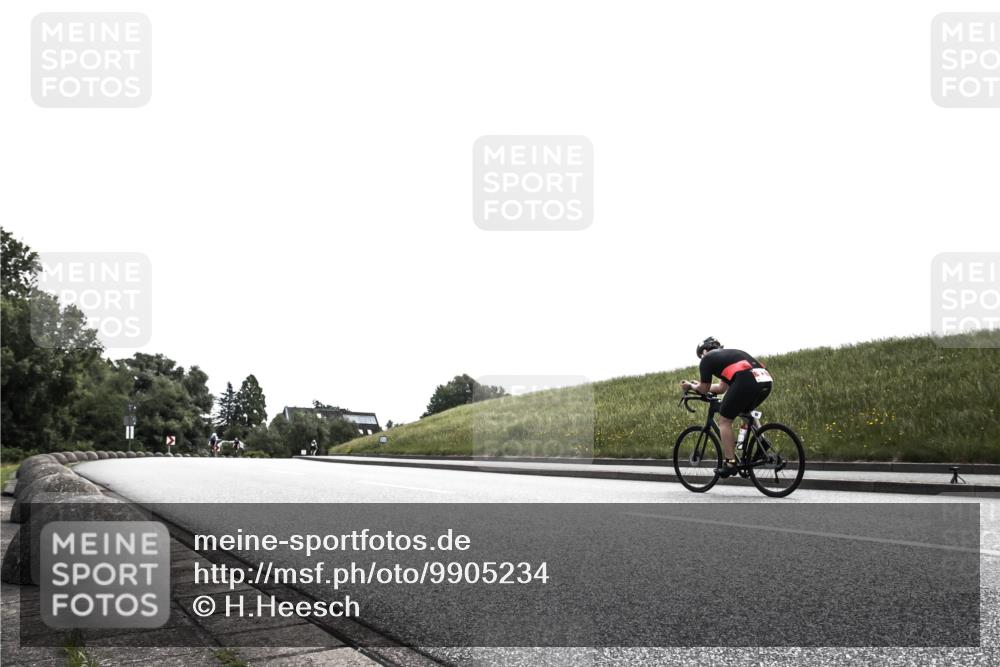 21.06.2026 - 29. Vierlanden-Triathlon H.Heesch http://msf.ph/oto/9905234 21.06.2026 11:04:22 Radfahren 61, 580 meine-sportfotos.de