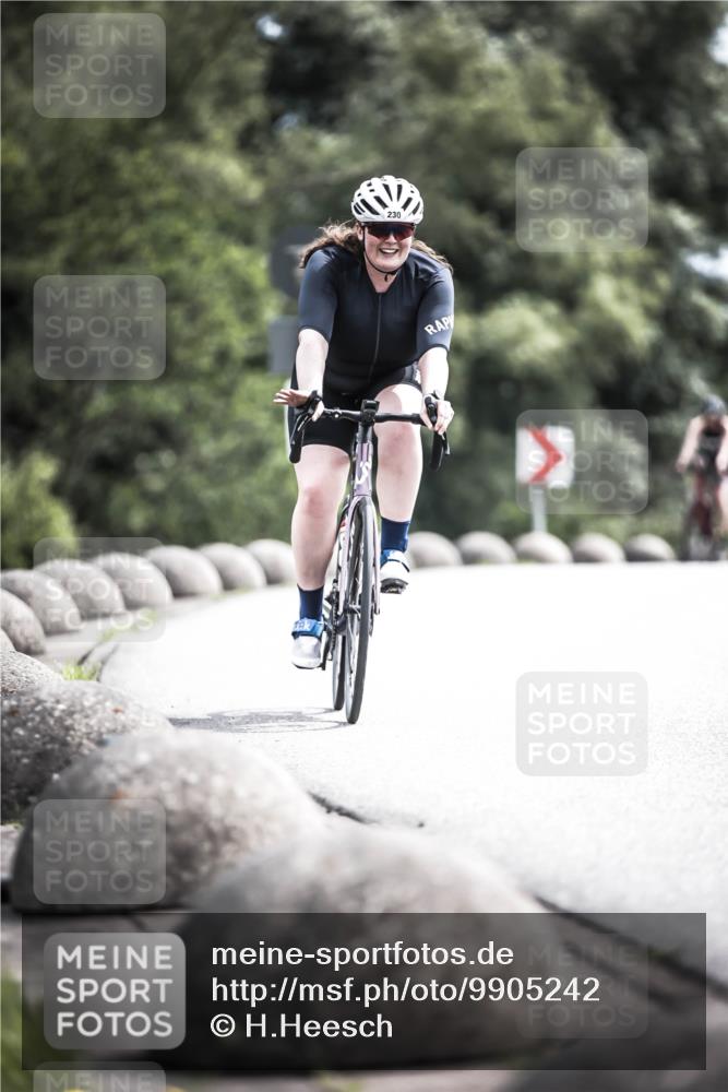 21.06.2026 - 29. Vierlanden-Triathlon H.Heesch http://msf.ph/oto/9905242 21.06.2026 11:38:15 Radfahren 230, 666, 871 meine-sportfotos.de