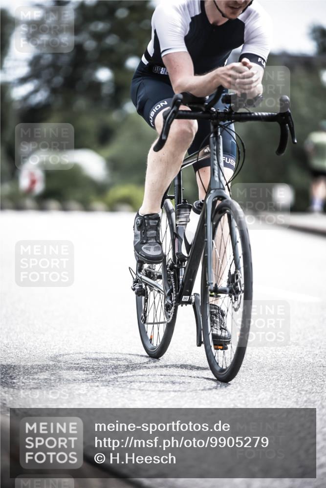 21.06.2026 - 29. Vierlanden-Triathlon H.Heesch http://msf.ph/oto/9905279 21.06.2026 11:41:53 Radfahren 133, 636, 674 meine-sportfotos.de