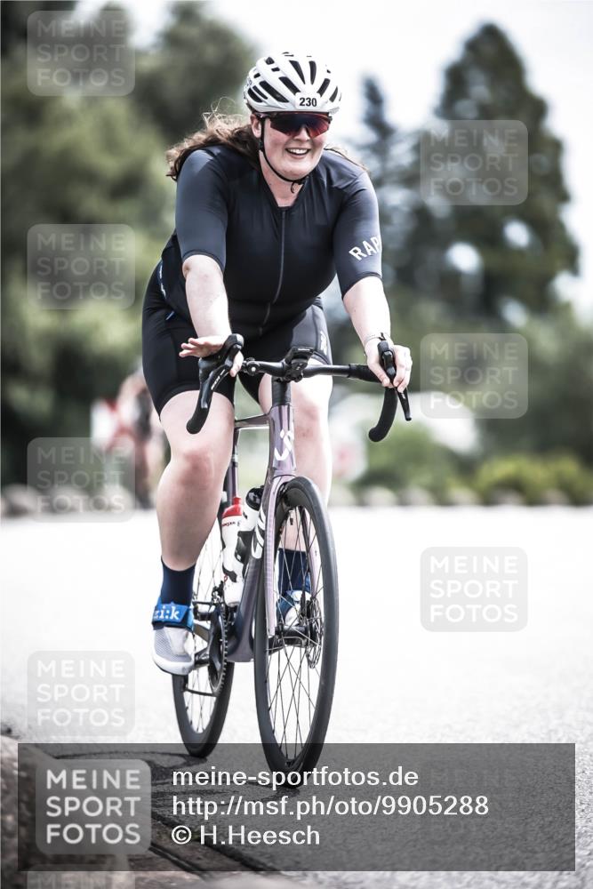 21.06.2026 - 29. Vierlanden-Triathlon H.Heesch http://msf.ph/oto/9905288 21.06.2026 11:38:16 Radfahren 230, 666, 871 meine-sportfotos.de