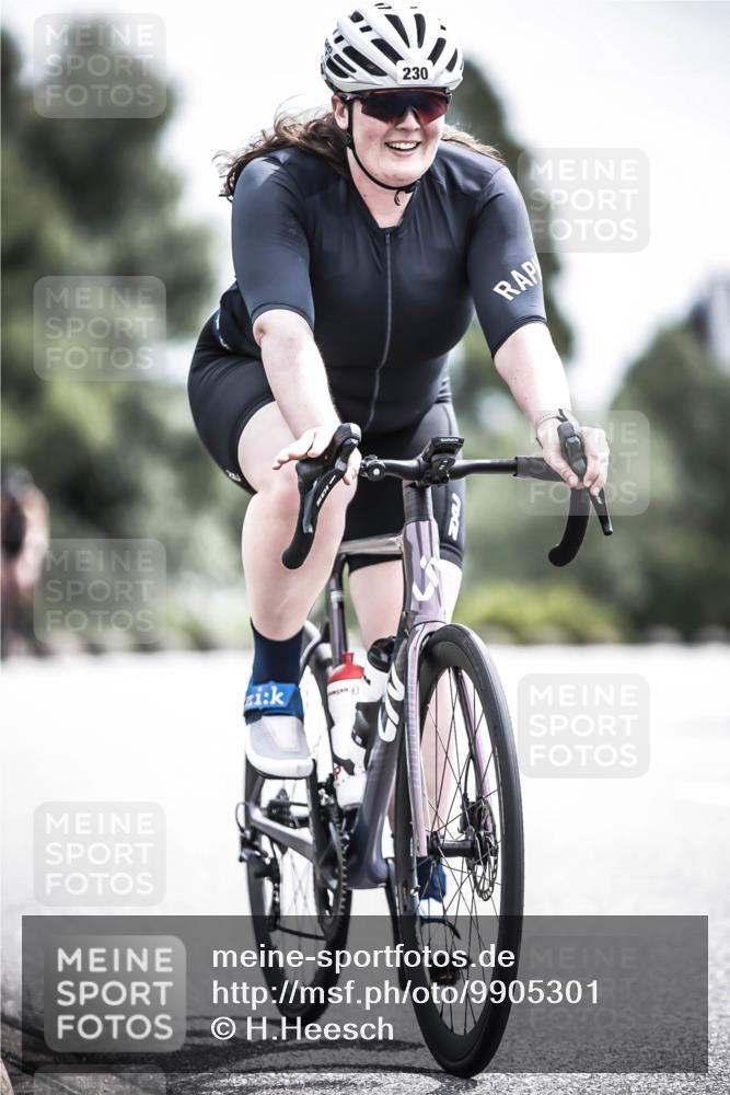 21.06.2026 - 29. Vierlanden-Triathlon H.Heesch http://msf.ph/oto/9905301 21.06.2026 11:38:16 Radfahren 230, 666, 871 meine-sportfotos.de