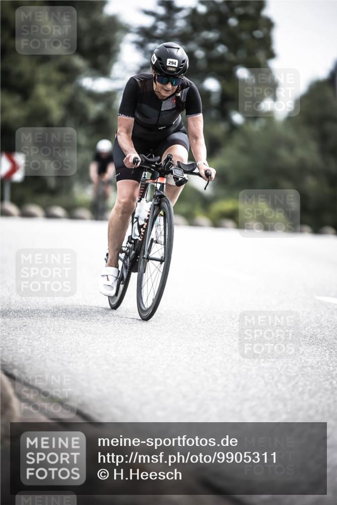 21.06.2026 - 29. Vierlanden-Triathlon H.Heesch http://msf.ph/oto/9905311 21.06.2026 11:42:21 Radfahren 294, 675 meine-sportfotos.de