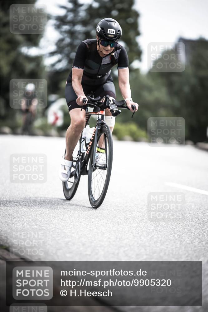 21.06.2026 - 29. Vierlanden-Triathlon H.Heesch http://msf.ph/oto/9905320 21.06.2026 11:42:22 Radfahren 294, 675 meine-sportfotos.de