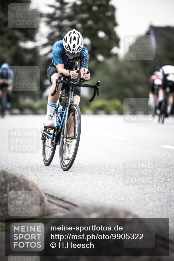 21.06.2026 - 29. Vierlanden-Triathlon H.Heesch http://msf.ph/oto/9905322 21.06.2026 10:23:56 Radfahren 200, 293, 584 meine-sportfotos.de
