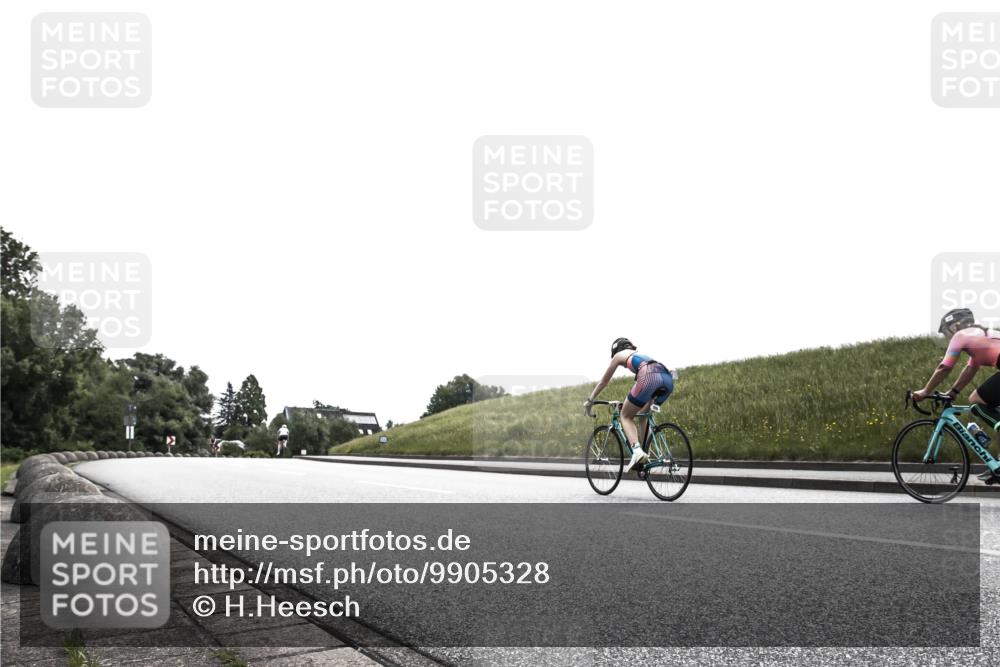 21.06.2026 - 29. Vierlanden-Triathlon H.Heesch http://msf.ph/oto/9905328 21.06.2026 11:05:11 Radfahren 278 meine-sportfotos.de
