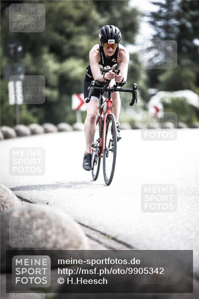 21.06.2026 - 29. Vierlanden-Triathlon H.Heesch http://msf.ph/oto/9905342 21.06.2026 11:38:20 Radfahren 230, 871 meine-sportfotos.de
