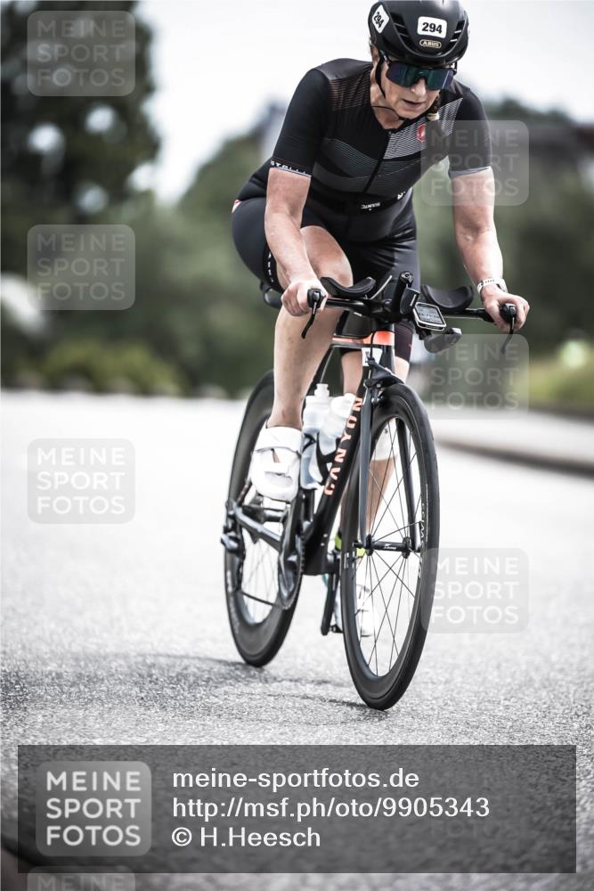 21.06.2026 - 29. Vierlanden-Triathlon H.Heesch http://msf.ph/oto/9905343 21.06.2026 11:42:22 Radfahren 294, 675 meine-sportfotos.de