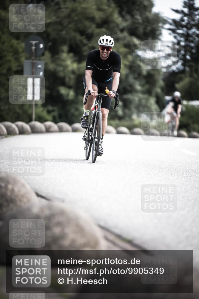 21.06.2026 - 29. Vierlanden-Triathlon H.Heesch http://msf.ph/oto/9905349 21.06.2026 11:42:25 Radfahren 294, 675, 745 meine-sportfotos.de