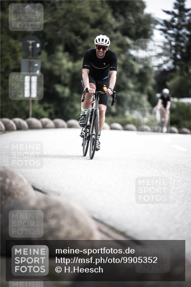 21.06.2026 - 29. Vierlanden-Triathlon H.Heesch http://msf.ph/oto/9905352 21.06.2026 11:42:25 Radfahren 294, 675, 745 meine-sportfotos.de