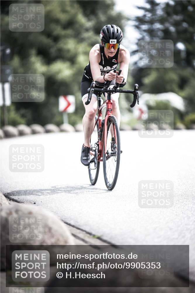 21.06.2026 - 29. Vierlanden-Triathlon H.Heesch http://msf.ph/oto/9905353 21.06.2026 11:38:20 Radfahren 230, 871 meine-sportfotos.de
