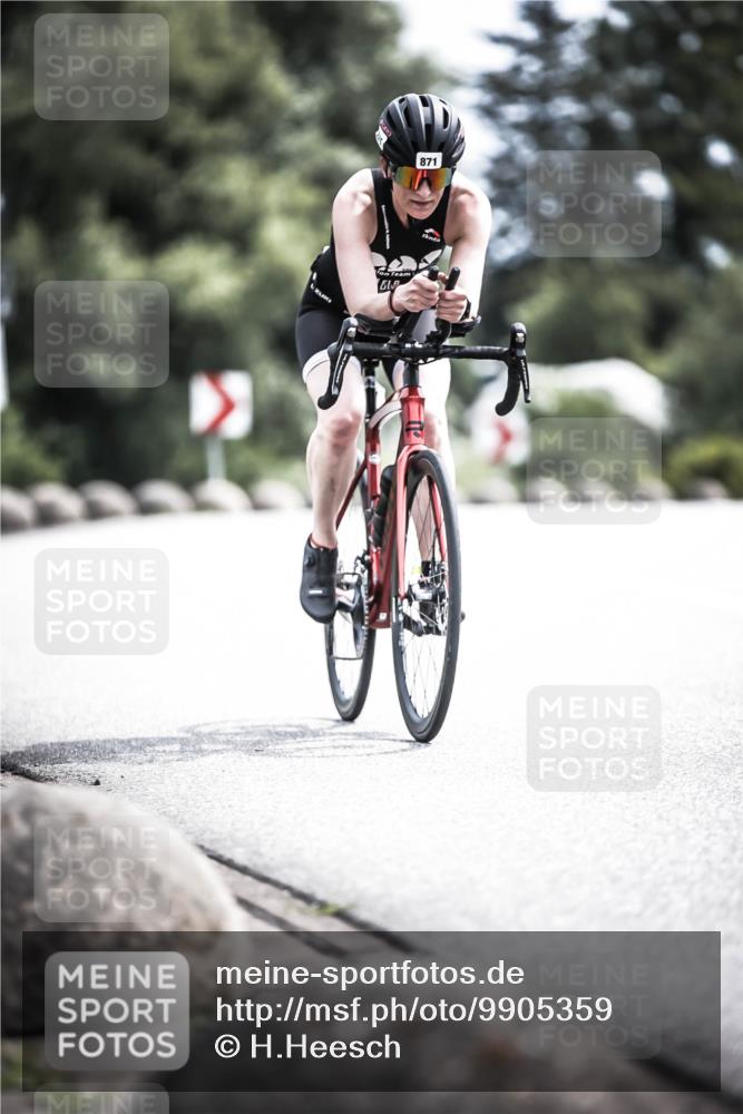 21.06.2026 - 29. Vierlanden-Triathlon H.Heesch http://msf.ph/oto/9905359 21.06.2026 11:38:20 Radfahren 230, 871 meine-sportfotos.de