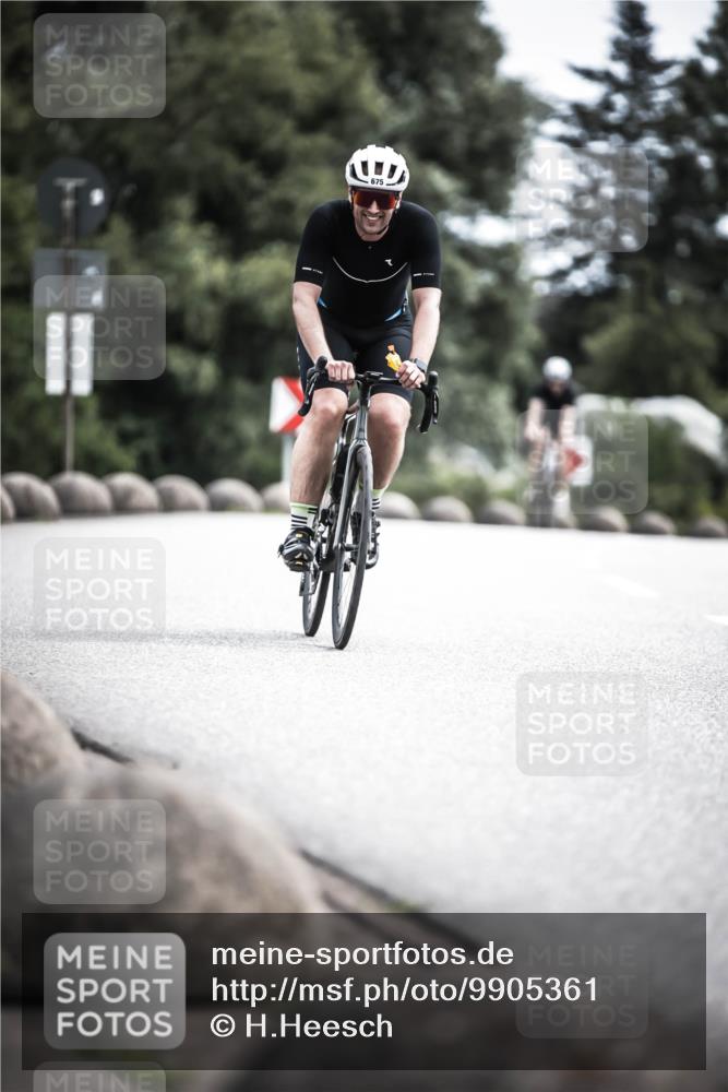 21.06.2026 - 29. Vierlanden-Triathlon H.Heesch http://msf.ph/oto/9905361 21.06.2026 11:42:25 Radfahren 294, 675, 745 meine-sportfotos.de
