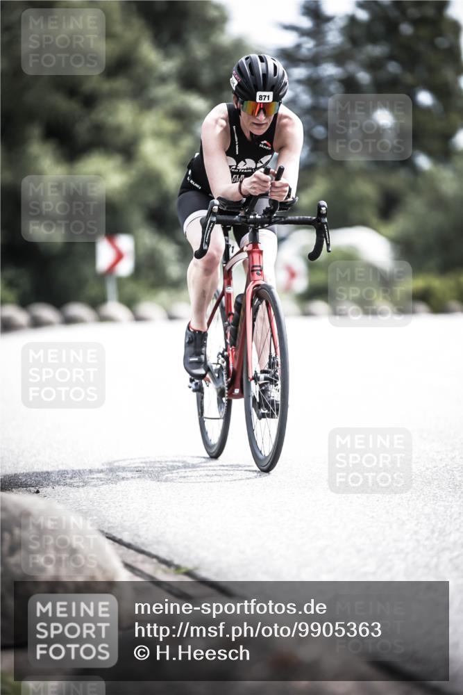 21.06.2026 - 29. Vierlanden-Triathlon H.Heesch http://msf.ph/oto/9905363 21.06.2026 11:38:20 Radfahren 230, 871 meine-sportfotos.de