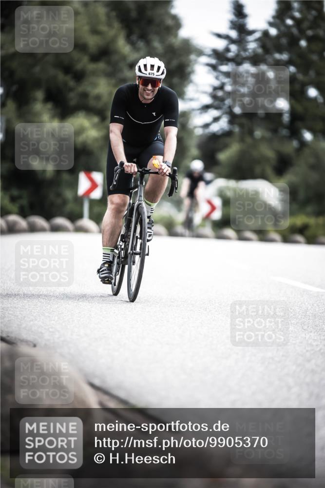 21.06.2026 - 29. Vierlanden-Triathlon H.Heesch http://msf.ph/oto/9905370 21.06.2026 11:42:25 Radfahren 294, 675, 745 meine-sportfotos.de