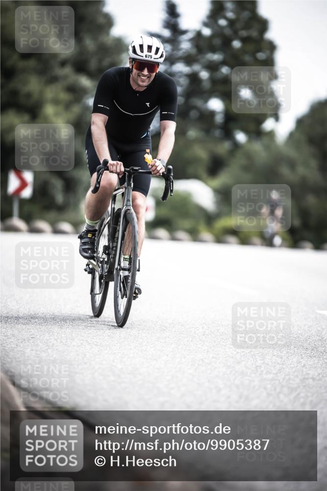 21.06.2026 - 29. Vierlanden-Triathlon H.Heesch http://msf.ph/oto/9905387 21.06.2026 11:42:26 Radfahren 158, 650, 675, 727, 745 meine-sportfotos.de