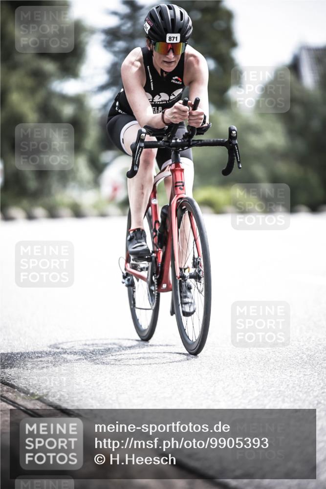 21.06.2026 - 29. Vierlanden-Triathlon H.Heesch http://msf.ph/oto/9905393 21.06.2026 11:38:20 Radfahren 230, 871 meine-sportfotos.de