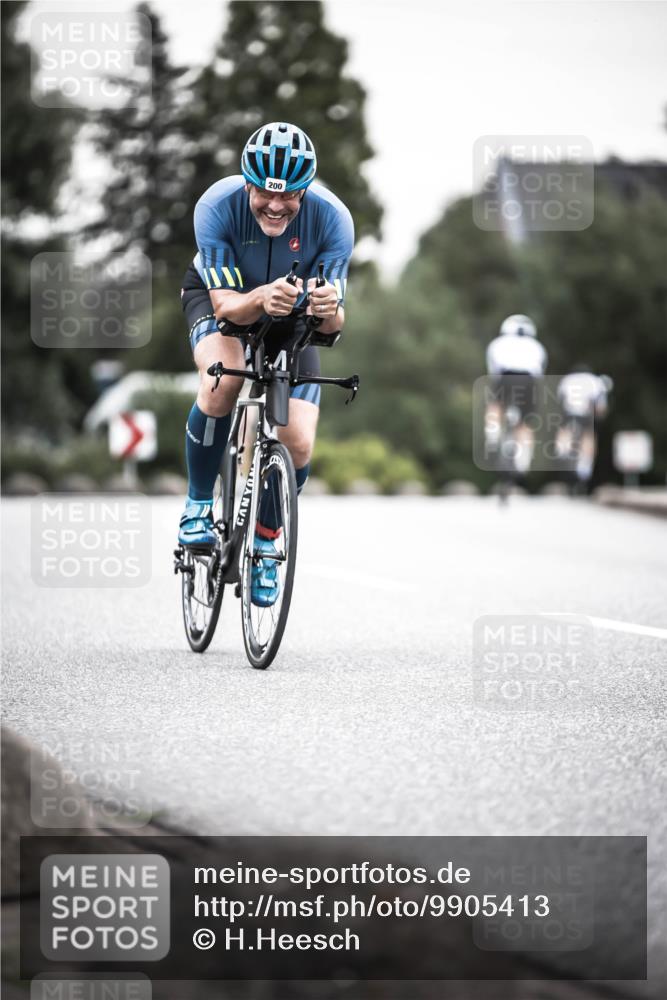 21.06.2026 - 29. Vierlanden-Triathlon H.Heesch http://msf.ph/oto/9905413 21.06.2026 10:23:59 Radfahren 200, 293, 496, 584 meine-sportfotos.de