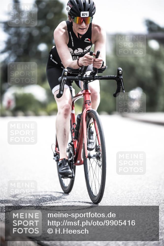 21.06.2026 - 29. Vierlanden-Triathlon H.Heesch http://msf.ph/oto/9905416 21.06.2026 11:38:20 Radfahren 230, 871 meine-sportfotos.de
