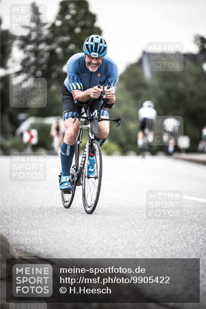 21.06.2026 - 29. Vierlanden-Triathlon H.Heesch http://msf.ph/oto/9905422 21.06.2026 10:23:59 Radfahren 200, 293, 496, 584 meine-sportfotos.de