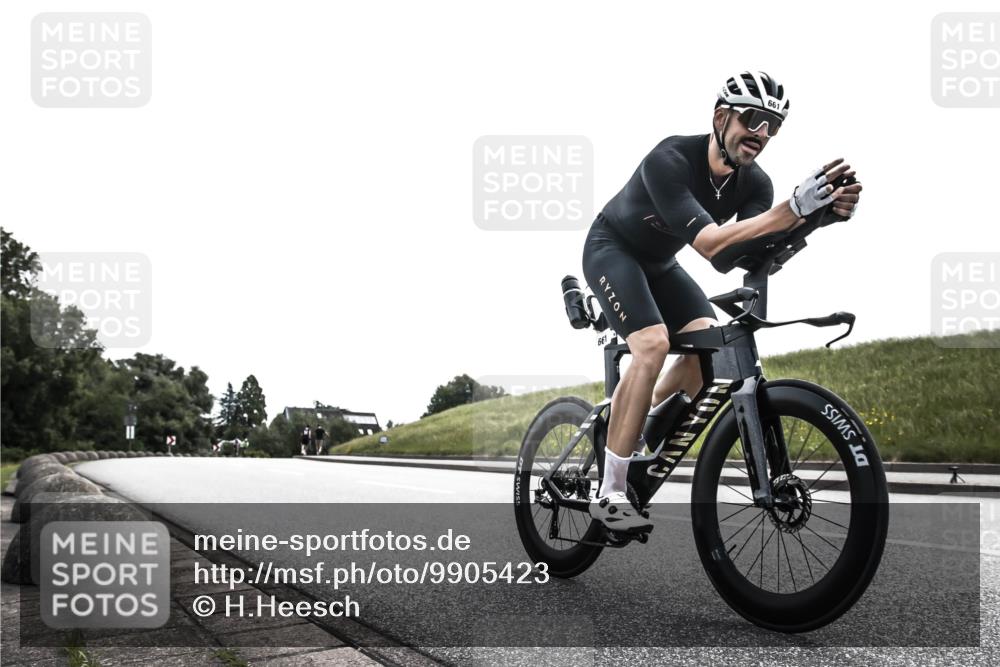 21.06.2026 - 29. Vierlanden-Triathlon H.Heesch http://msf.ph/oto/9905423 21.06.2026 11:07:12 Radfahren 298, 661 meine-sportfotos.de