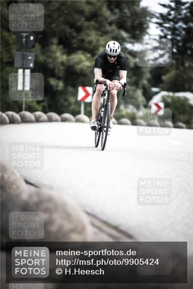 21.06.2026 - 29. Vierlanden-Triathlon H.Heesch http://msf.ph/oto/9905424 21.06.2026 11:42:29 Radfahren 158, 223, 650, 675, 727, 740, 745 meine-sportfotos.de