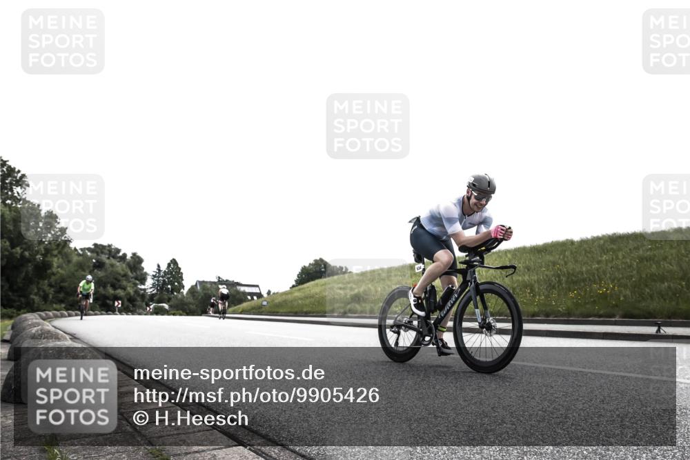 21.06.2026 - 29. Vierlanden-Triathlon H.Heesch http://msf.ph/oto/9905426 21.06.2026 11:07:18 Radfahren 165, 256, 634 meine-sportfotos.de