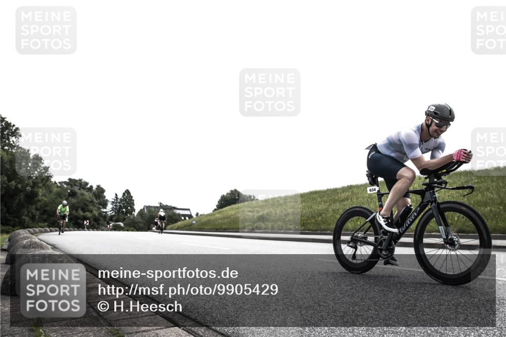 21.06.2026 - 29. Vierlanden-Triathlon H.Heesch http://msf.ph/oto/9905429 21.06.2026 11:07:18 Radfahren 165, 256, 634 meine-sportfotos.de