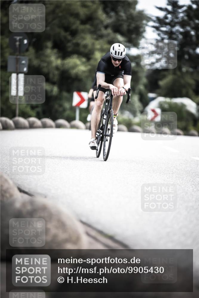 21.06.2026 - 29. Vierlanden-Triathlon H.Heesch http://msf.ph/oto/9905430 21.06.2026 11:42:29 Radfahren 158, 223, 650, 675, 727, 740, 745 meine-sportfotos.de