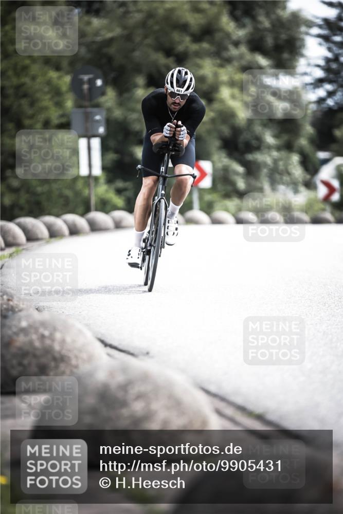 21.06.2026 - 29. Vierlanden-Triathlon H.Heesch http://msf.ph/oto/9905431 21.06.2026 11:38:31 Radfahren 15, 253, 661, 673 meine-sportfotos.de