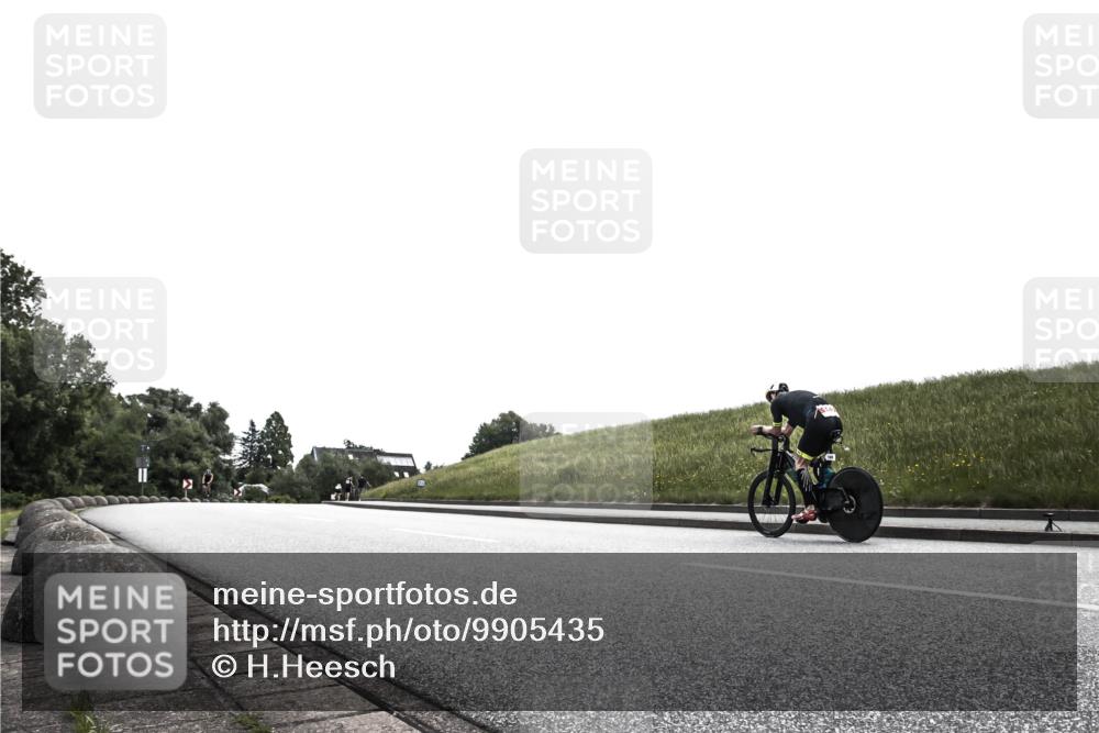 21.06.2026 - 29. Vierlanden-Triathlon H.Heesch http://msf.ph/oto/9905435 21.06.2026 11:07:22 Radfahren 256 meine-sportfotos.de