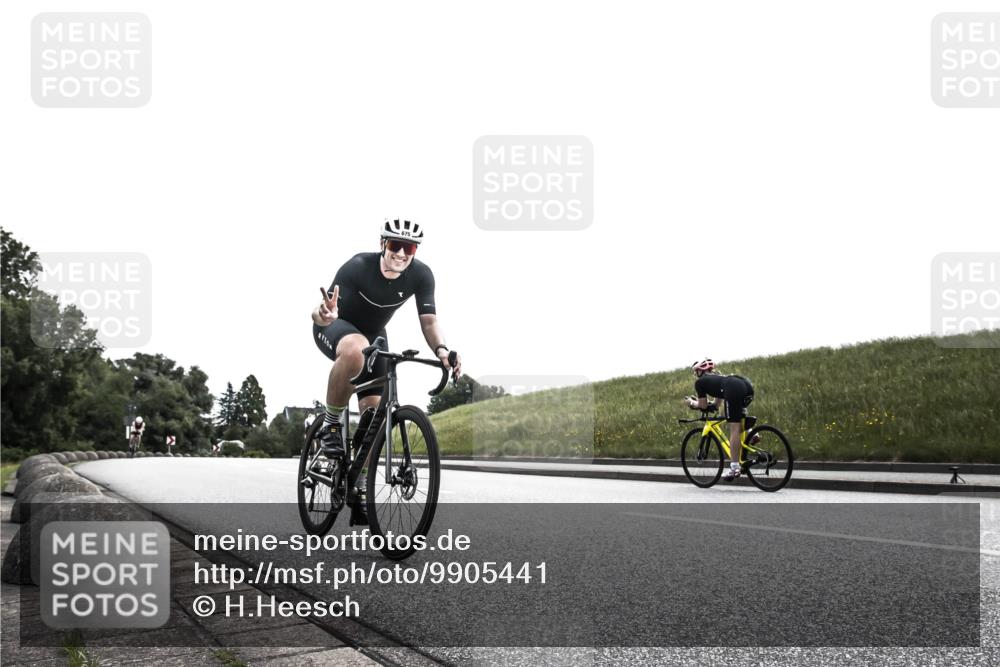 21.06.2026 - 29. Vierlanden-Triathlon H.Heesch http://msf.ph/oto/9905441 21.06.2026 11:07:55 Radfahren 142, 675, 682 meine-sportfotos.de
