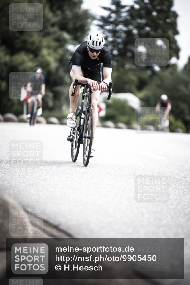 21.06.2026 - 29. Vierlanden-Triathlon H.Heesch http://msf.ph/oto/9905450 21.06.2026 11:42:30 Radfahren 158, 223, 650, 675, 727, 740, 745 meine-sportfotos.de