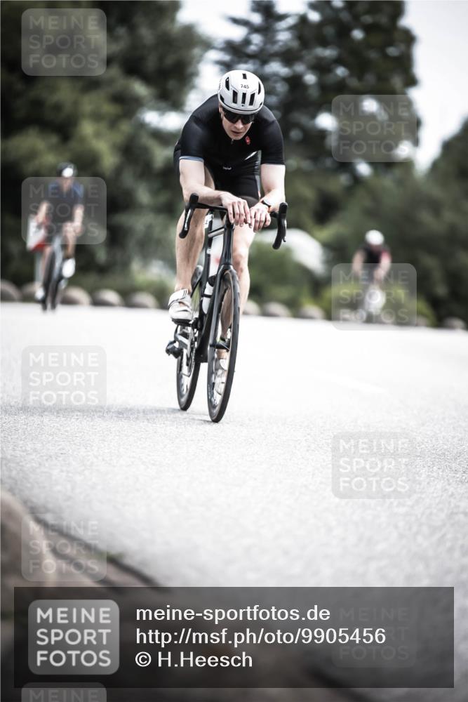 21.06.2026 - 29. Vierlanden-Triathlon H.Heesch http://msf.ph/oto/9905456 21.06.2026 11:42:30 Radfahren 158, 223, 650, 675, 727, 740, 745 meine-sportfotos.de