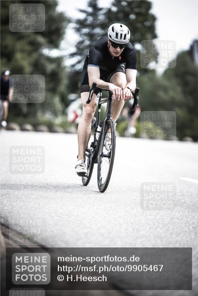 21.06.2026 - 29. Vierlanden-Triathlon H.Heesch http://msf.ph/oto/9905467 21.06.2026 11:42:30 Radfahren 158, 223, 650, 675, 727, 740, 745 meine-sportfotos.de