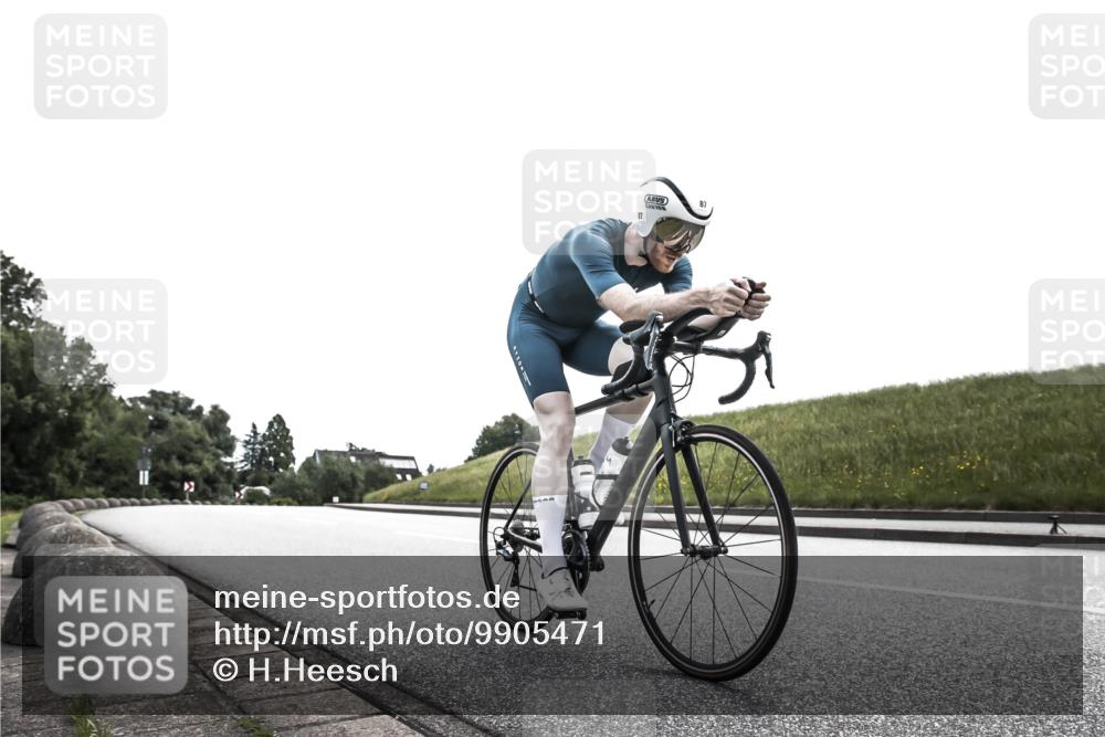 21.06.2026 - 29. Vierlanden-Triathlon H.Heesch http://msf.ph/oto/9905471 21.06.2026 11:08:45 Radfahren 87 meine-sportfotos.de