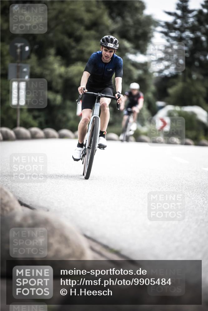 21.06.2026 - 29. Vierlanden-Triathlon H.Heesch http://msf.ph/oto/9905484 21.06.2026 11:42:32 Radfahren 158, 223, 650, 727, 740, 745 meine-sportfotos.de