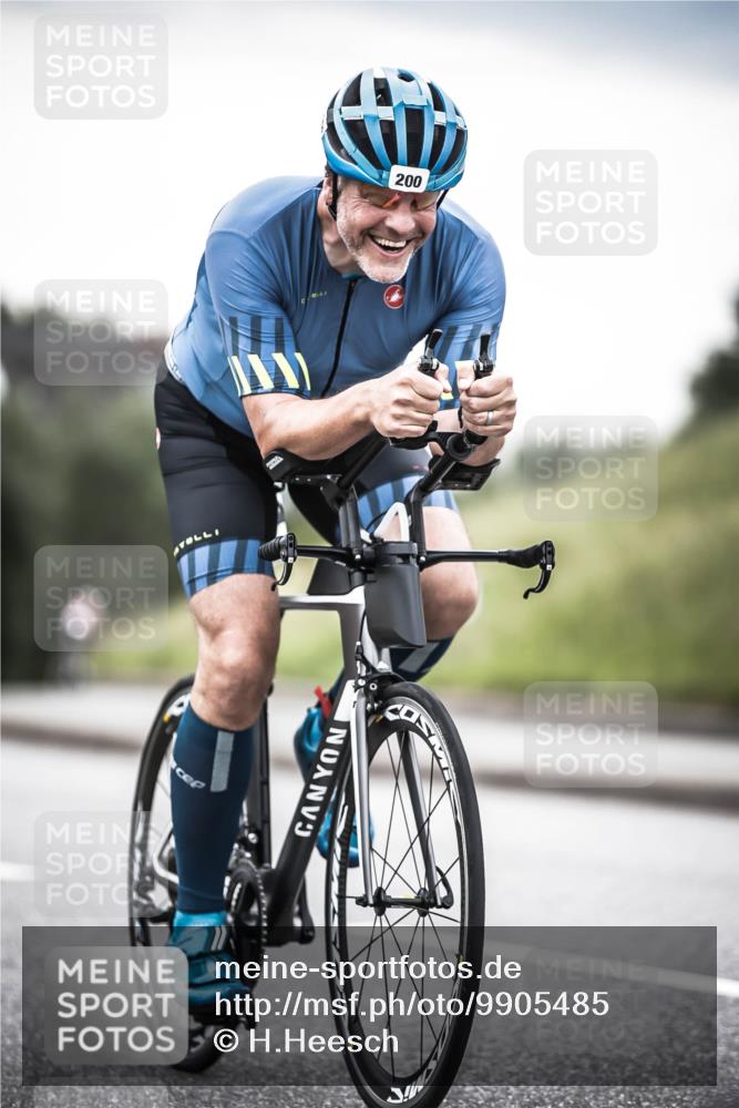 21.06.2026 - 29. Vierlanden-Triathlon H.Heesch http://msf.ph/oto/9905485 21.06.2026 10:23:59 Radfahren 200, 293, 496, 584 meine-sportfotos.de