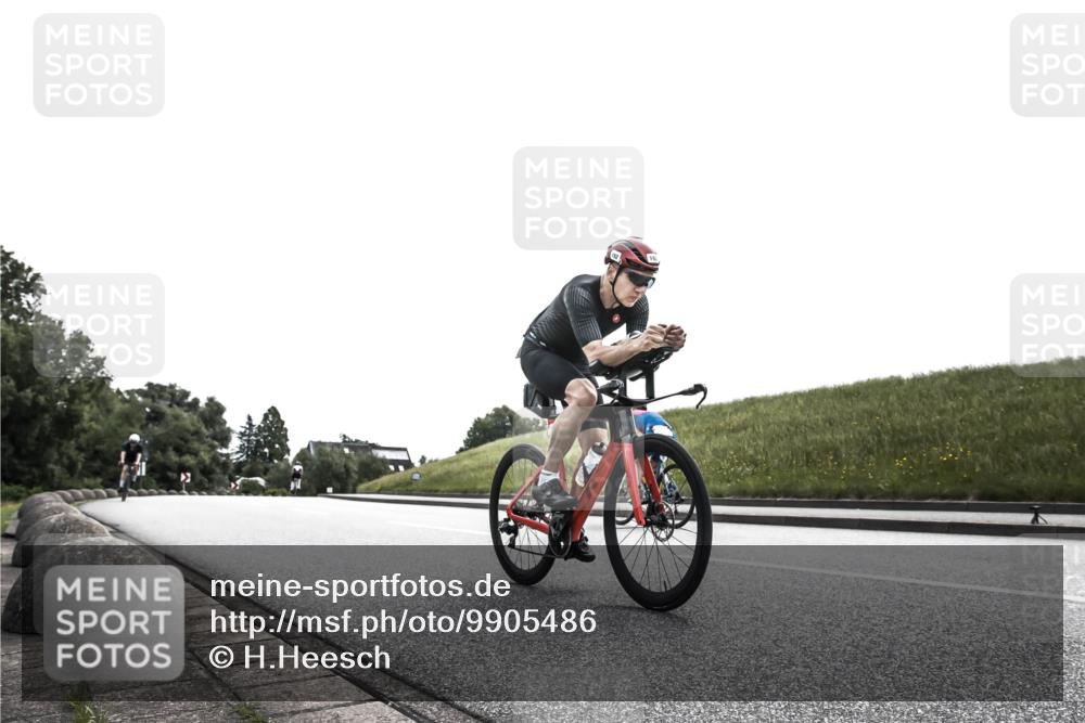 21.06.2026 - 29. Vierlanden-Triathlon H.Heesch http://msf.ph/oto/9905486 21.06.2026 11:09:18 Radfahren 157, 192, 612, 681 meine-sportfotos.de