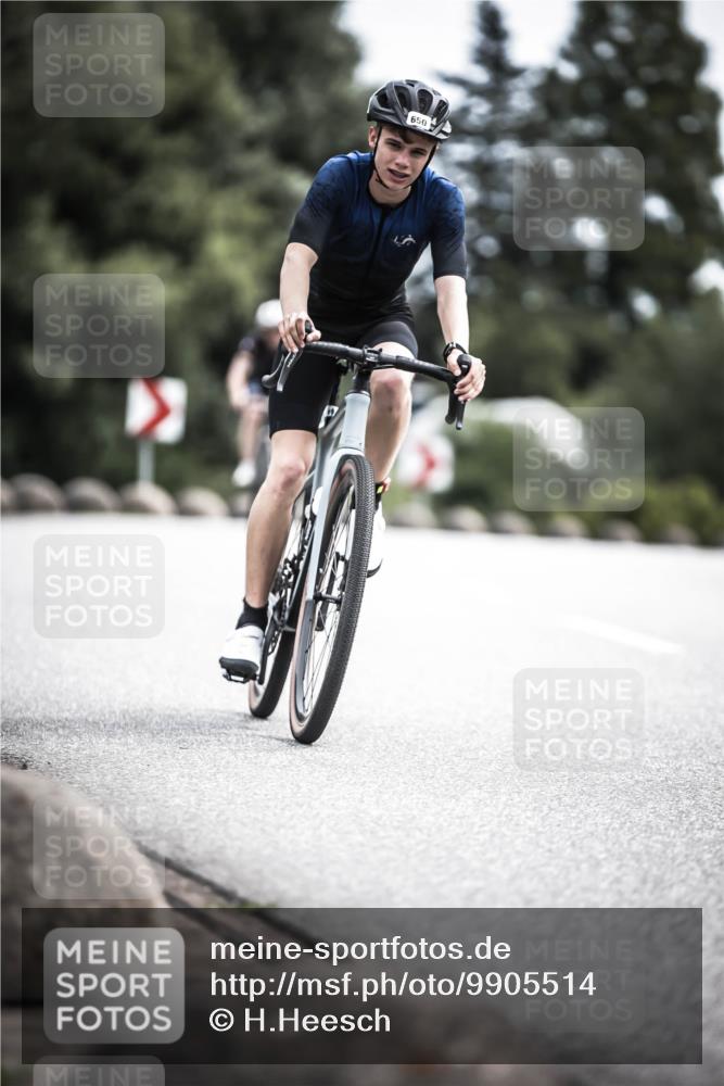 21.06.2026 - 29. Vierlanden-Triathlon H.Heesch http://msf.ph/oto/9905514 21.06.2026 11:42:33 Radfahren 158, 223, 650, 727, 740, 745 meine-sportfotos.de