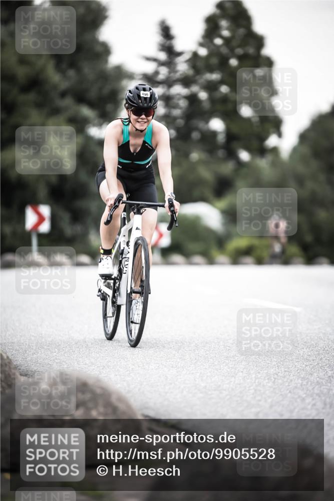 21.06.2026 - 29. Vierlanden-Triathlon H.Heesch http://msf.ph/oto/9905528 21.06.2026 10:24:05 Radfahren 32, 293, 335, 496 meine-sportfotos.de