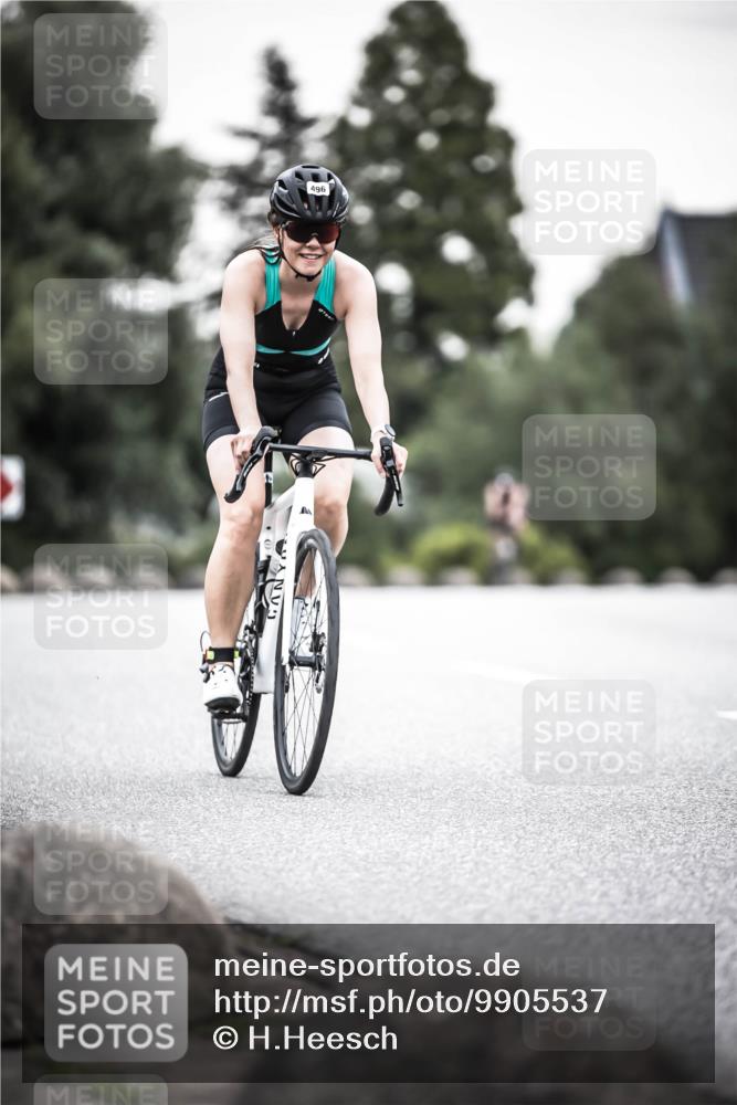 21.06.2026 - 29. Vierlanden-Triathlon H.Heesch http://msf.ph/oto/9905537 21.06.2026 10:24:05 Radfahren 32, 293, 335, 496 meine-sportfotos.de
